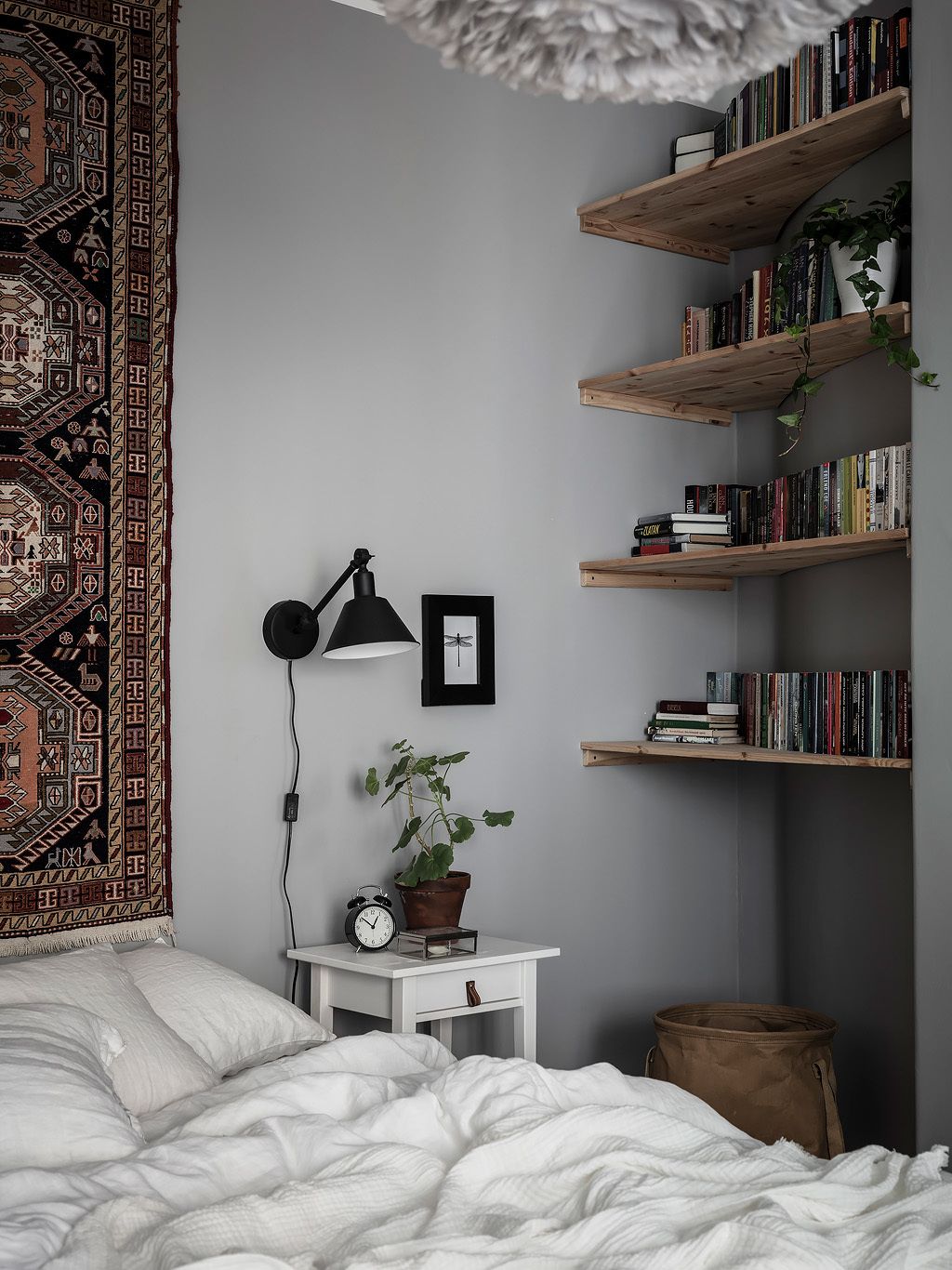 Mikä herätyskello lisää luonnetta ja tyyliä makuuhuoneeseesi? 